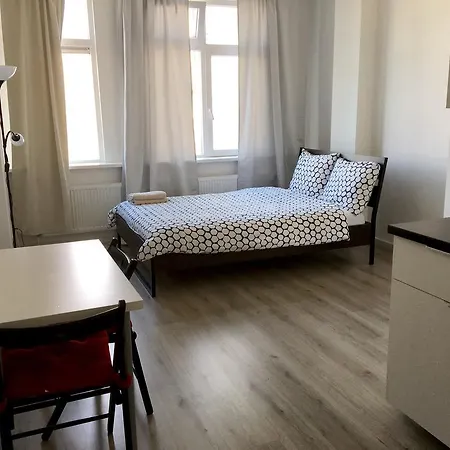 Shortstay * The Hague